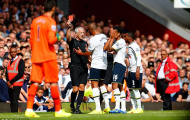 Đội bóng nào chơi “bẩn” nhất Premier League mùa này?
