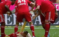 Video: Xem lại cảnh Ribery bị truy sát bằng... bia