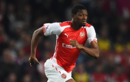 “Người khốn khổ” của Arsenal bất ngờ được gia hạn hợp đồng