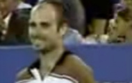 Video: Pha xoay người đánh winner cực bá đạo của Agassi