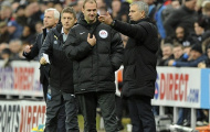 Thua trận, Mourinho đổ lỗi cho...trẻ nhặt banh