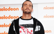 CM Punk chính thức đầu quân cho UFC