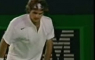 Video: Federer ngã chúi mũi sau khi mất match-point