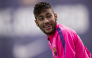 'Ninja' Neymar quậy tung sân tập của Barcelona