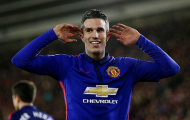 Van Gaal thừa nhận Van Persie gặp may