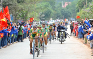 Giải xe đạp xuyên Việt 2014 (chặng 10): Nỗ lực tranh chấp thứ hạng của các tay đua
