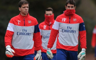 Mesut Oezil trở lại thần kỳ