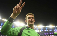 Manuel Neuer lại bỏ khung thành, dọa 'tấn công' cậu bé nhặt bóng