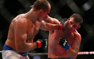 'Cựu vương' Dos Santos trở lại bằng chiến thắng ngoạn mục trước Miocic