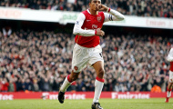 HLV Wenger mời Gilberto Silva về Arsenal làm việc