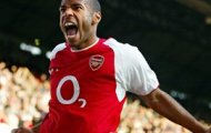 Video: Đua tốc độ, Thierry Henry 'hạ gục' Roberto Carlos
