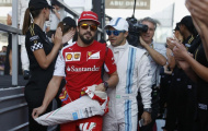 Cựu vương Fernando Alonso bất ngờ khen đội đua cũ