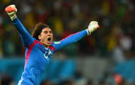 Liverpool sắp có 'người nhện' ở World Cup 2014?