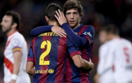 Martin Montoya chia tay đồng đội Barca