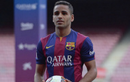 Tân binh của Barcelona bị chính CĐV nhà xem thường