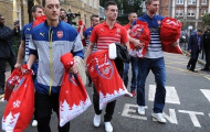 Dàn sao Arsenal háo hức làm từ thiện dịp Giáng sinh