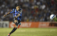 Ronaldinho sắp... thất nghiệp