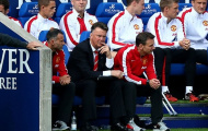 Van Gaal tiết lộ lý do ngồi lì trên ghế HLV