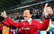 Mặc CĐV phản đối Tỷ phú Vincent Tan vẫn đổi màu áo truyền thống của Cardiff City
