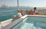 Ronaldo du hí Dubai, mong năm mới đại thành công