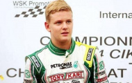Lần đầu cầm lái, con trai Michael Schumacher gây ấn tượng