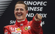Schumacher đã khóc khi nghe giọng người thân