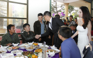 Văn Quyến chúc phúc Công Vinh - Thuỷ Tiên