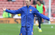 Man United hòa thất vọng, Evans bị ném đá tơi bời