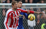 Hòa Man United, Mark Hughes đòi 2 quả penalty