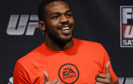 Jones cười nhạo trò 'khóc lóc' của Cormier