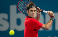 Federer suýt trượt chân trước đối thủ vô danh