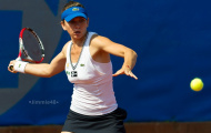 Halep tiến gần danh hiệu đầu mùa