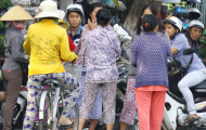 Sốc với giá vé chợ đen xem 'báu vật' bầu Đức
