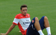 Góc Arsenal: Chờ đợi điều gì từ “phao cứu sinh” Mesut Oezil?