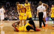 'King' James trở lại hoành tráng, nhưng Cavaliers vẫn thua