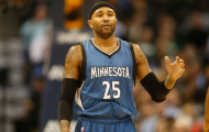 Mo Williams dội cơn mưa điểm số vào rổ Pacers