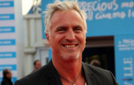 Cựu danh thủ David Ginola muốn tranh cử chức Chủ tịch FIFA