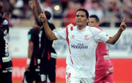 Tottenham tính giải phong ấn cho 'quái vật' Carlos Bacca