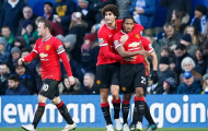 Từ Moyes đến Van Gaal: Khi United chấp nhận…