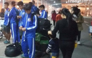 Công Phượng bất ngờ với fan nhí Hà Nội