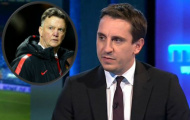 Gary Neville bêu xấu sơ đồ 3-5-2 của Van Gaal