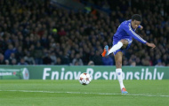 Newcastle tính trục lợi vụ Loic Remy chán Chelsea
