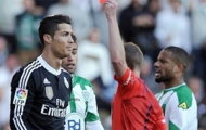 Cận cảnh Ronaldo đánh nhau bị thẻ đỏ, Bale giải cứu Real