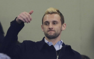 Arsenal để mất tiền vệ Brozovic về tay Inter Milan