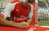 Arsenal ra mắt trung vệ tân binh
