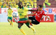 Trung vệ V.League bị tố ra đòn như Lý Liên Kiệt