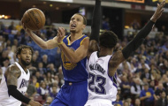 Curry tỏa sáng, Warriors chỉ cần nửa trận để giải quyết Kings