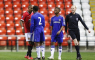 Ashley Young mắc sai lầm, U21 M.U suýt thua Chelsea