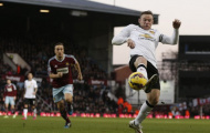 Vì sao Rooney còn được ra sân?