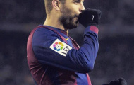 Pique ngậm ngón tay mừng bàn thắng
